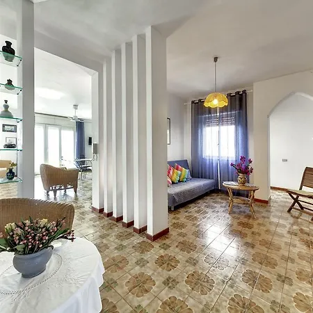 Holiday home Villa Calacuticchi *